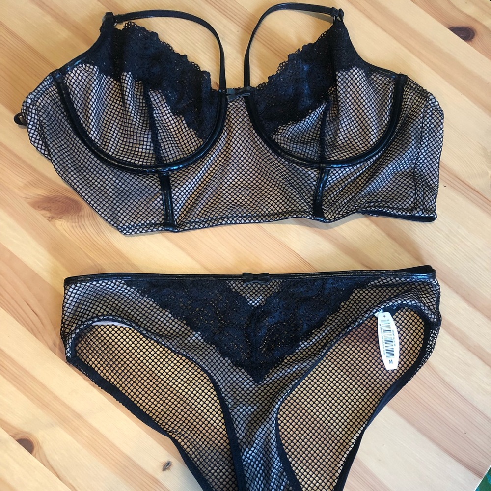 BRAND NEW! AdoreMe Chrysti Unlined bra and undies